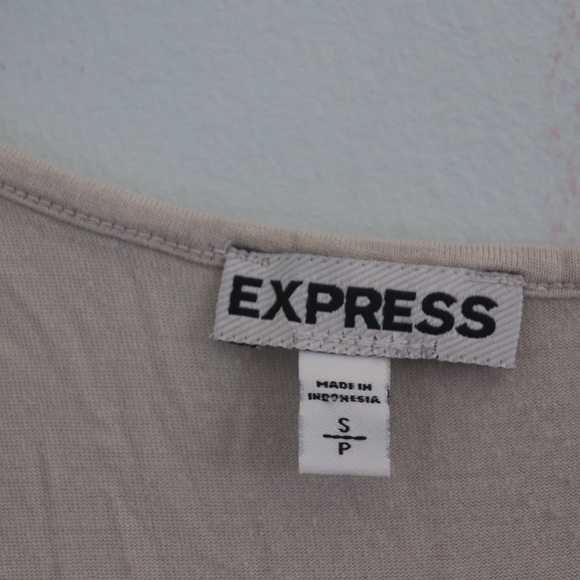 Express Tank Top - Picture 3 of 4